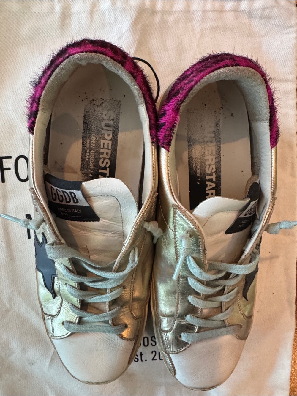 Golden Goose Silver Leather Sneakers with Black Star and Pink Heel - Picture 2 of 4
